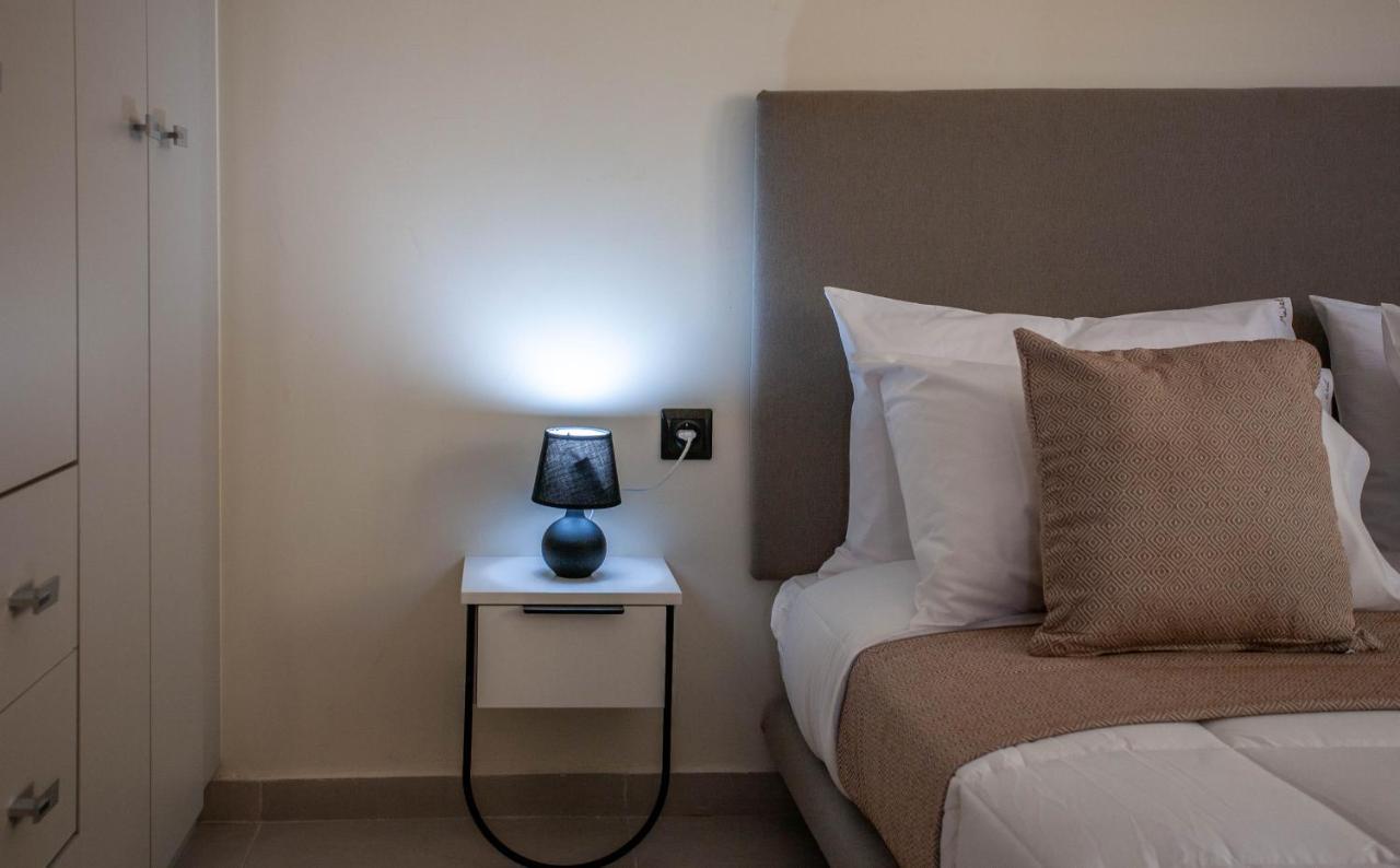 Makel Apartment Chania  ภายนอก รูปภาพ